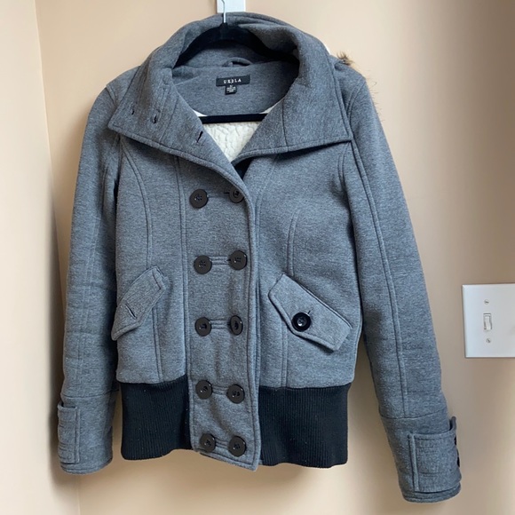 🔥4 for $20🔥 UK2LA Grey Jacket - Picture 2 of 7